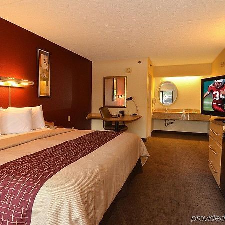 Red Roof Inn Lansing West - MSU Zimmer foto